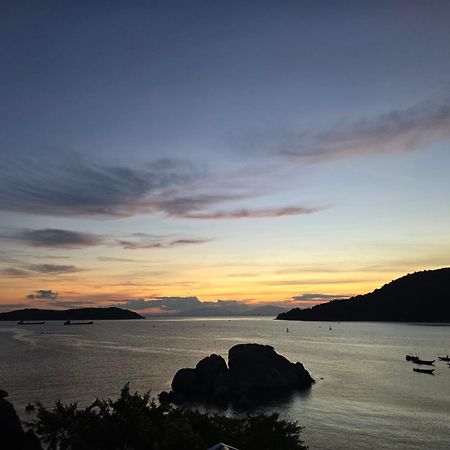 The Coral Homestay & Pub Tân Hiệ Bagian luar foto