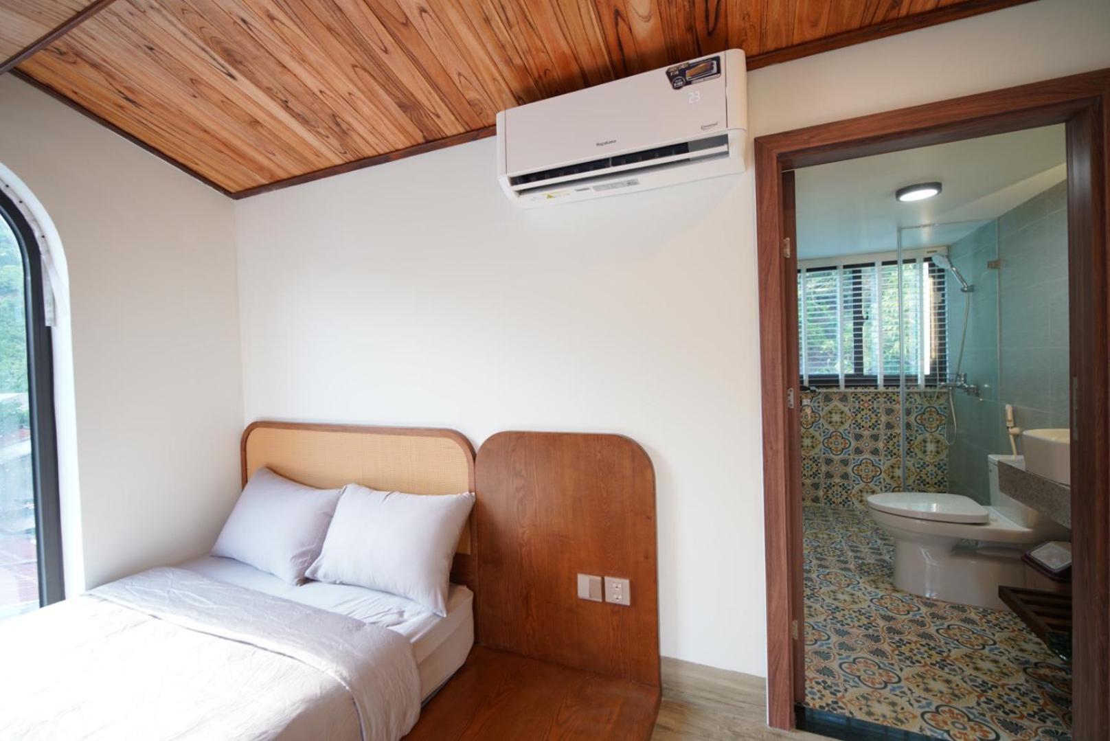 The Coral Homestay & Pub Tân Hiệ Bagian luar foto