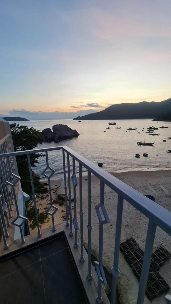 The Coral Homestay & Pub Tân Hiệ Bagian luar foto